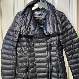 MICHAEL Michael Kors Black Packable Down Puffer Jacket
